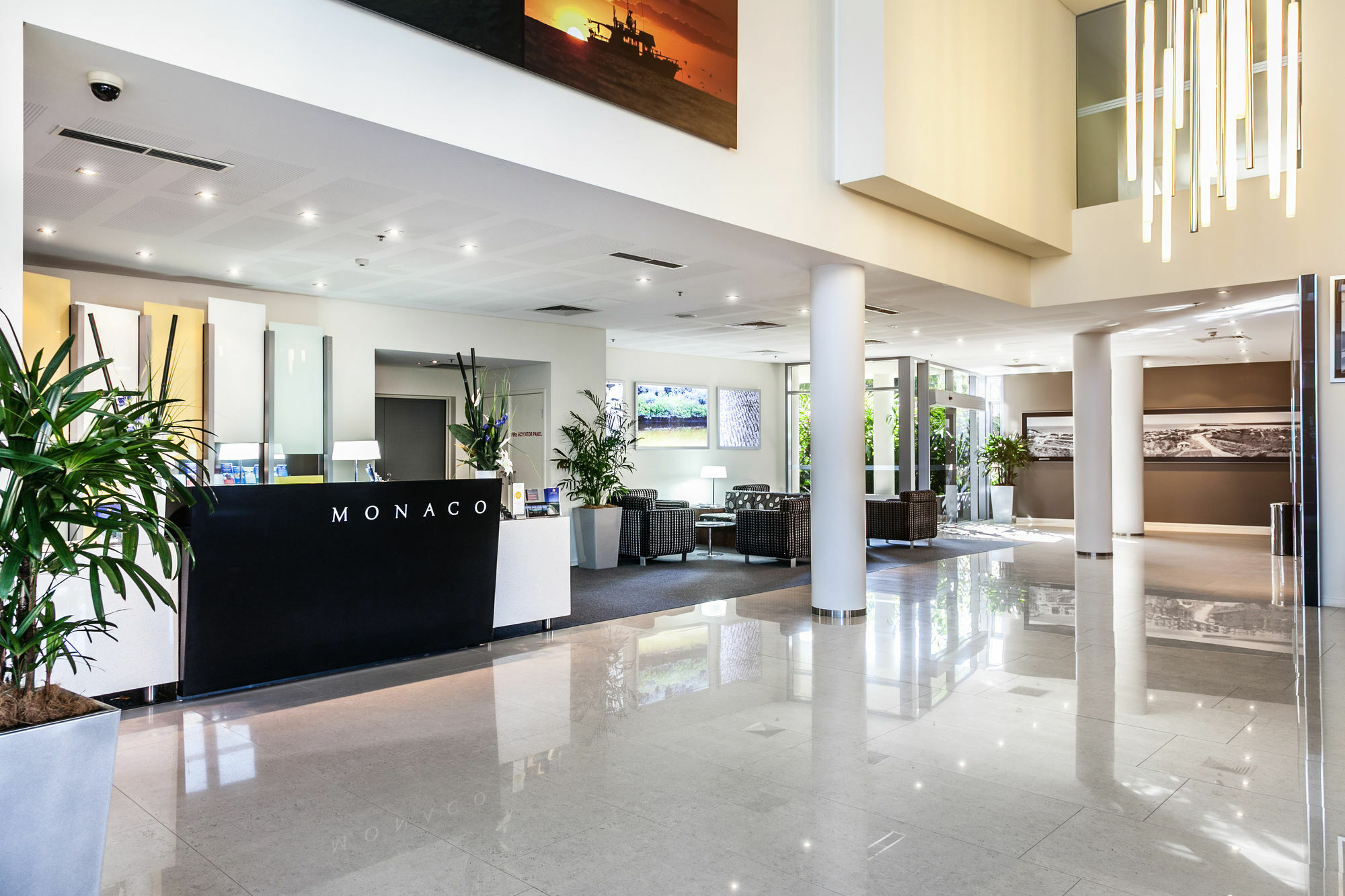 Monaco Caloundra Aparthotel Ngoại thất bức ảnh